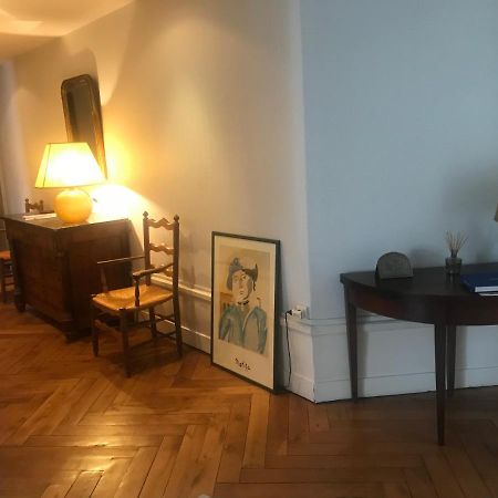 Berges du Rhône/ Chambre avec balcon Lião Exterior foto